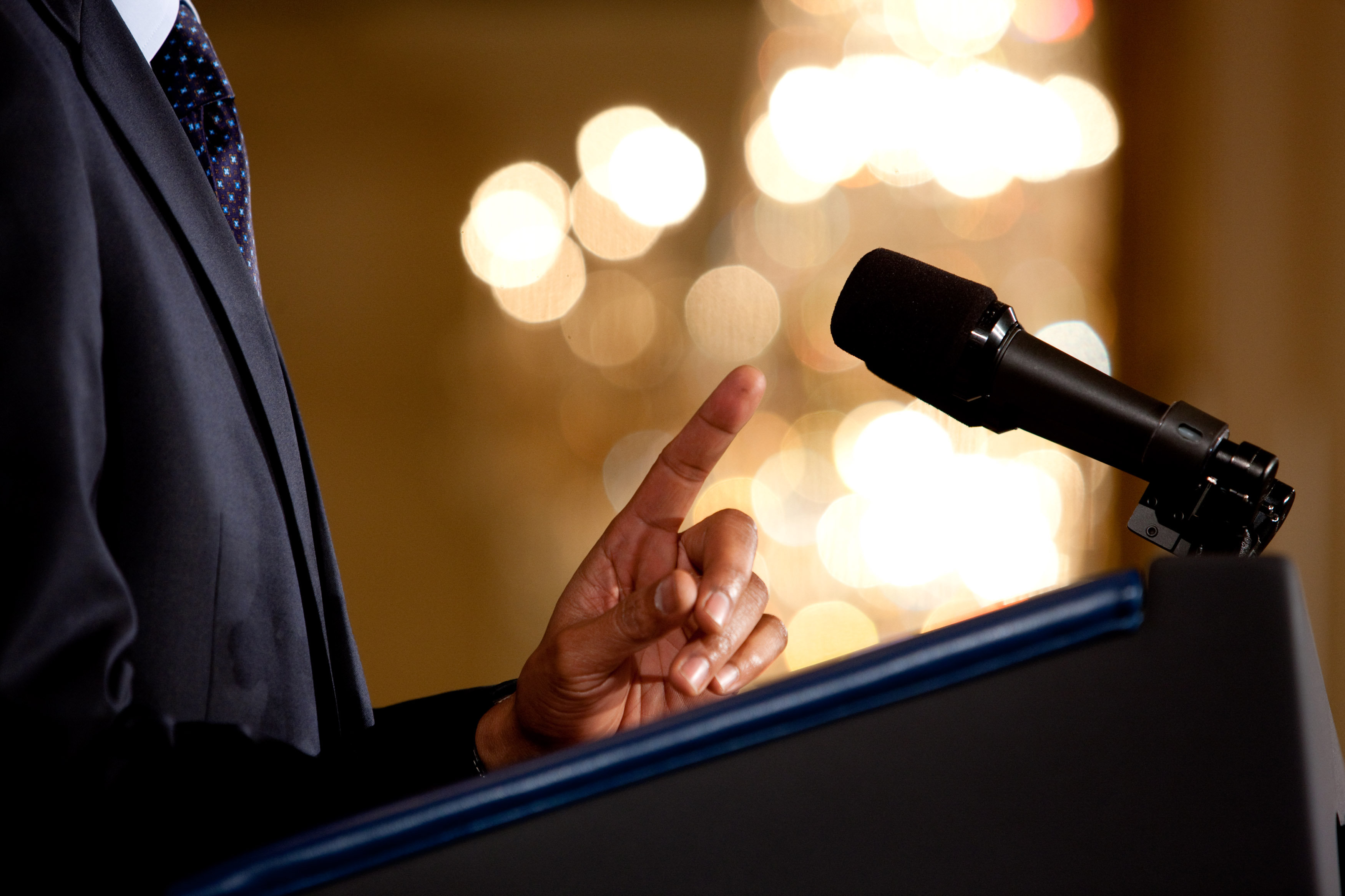 5 Tips to Get More Speaking Engagements Using LinkedIn - Better ...